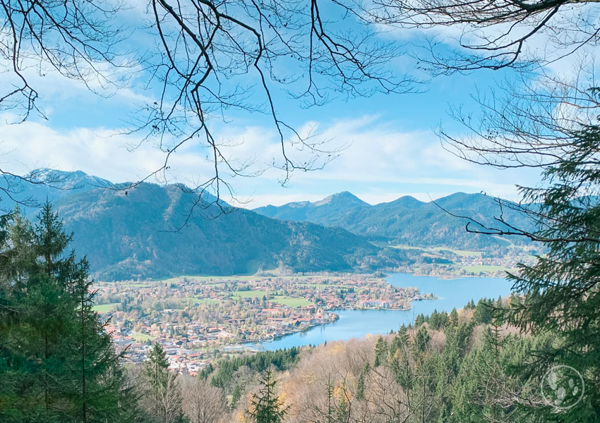 Mit Kinderwagen zum Berggasthaus Riederstein am Galaun: Blick auf den Tegernsee