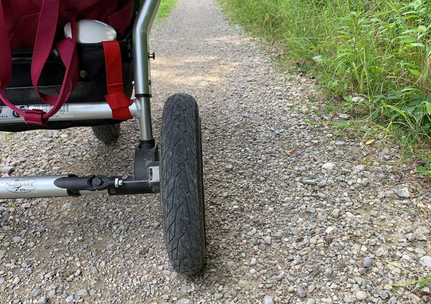 Wegbeschaffenheit beim Hohenbrunner Rundwanderweg: Walderlebnisweg bei München mit Kinderwagen