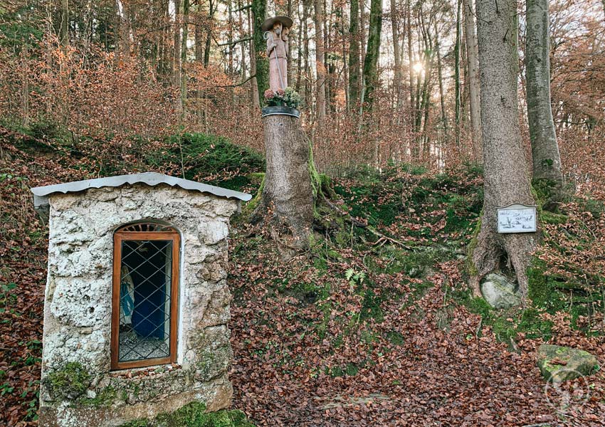 Kapelle im Wald zum Gedenken an das Wunder von Aying