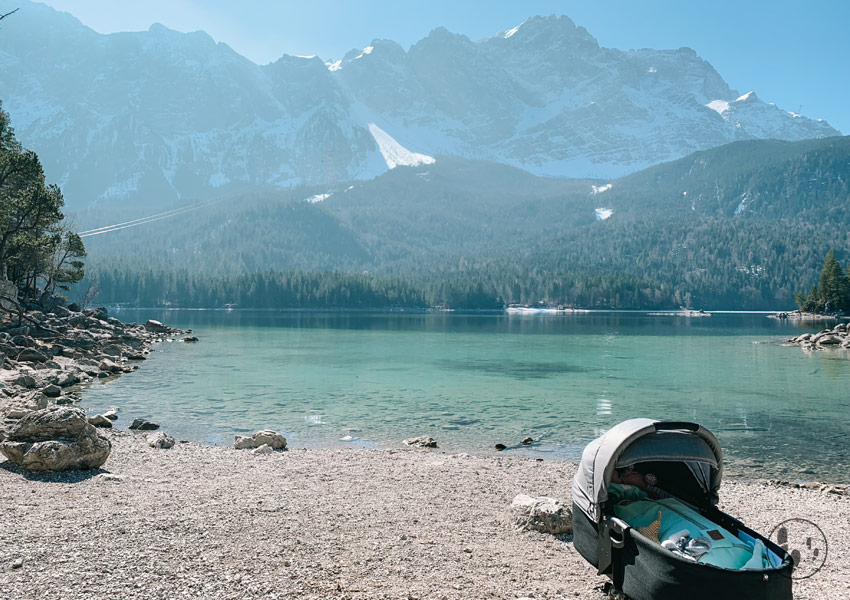 Kinderwagen am Eibsee