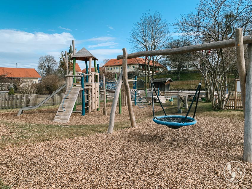 Spielplatz in Degerndorf